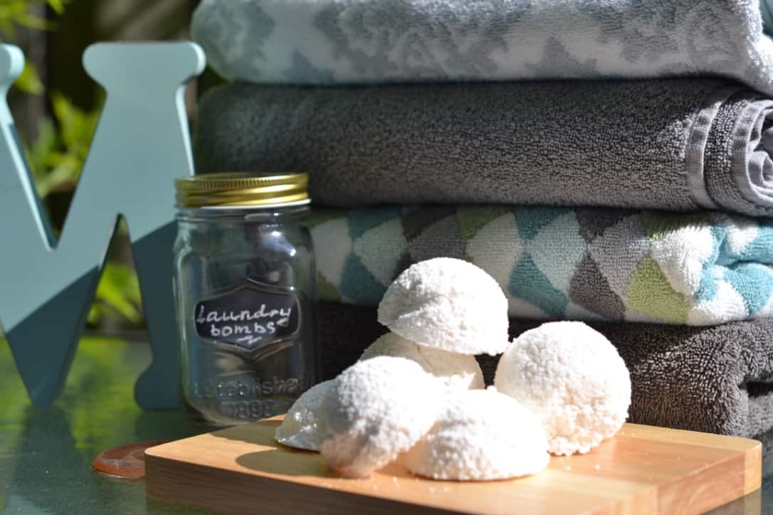 Homemade 3 in 1 laundry bombs Modern Vintage Ville